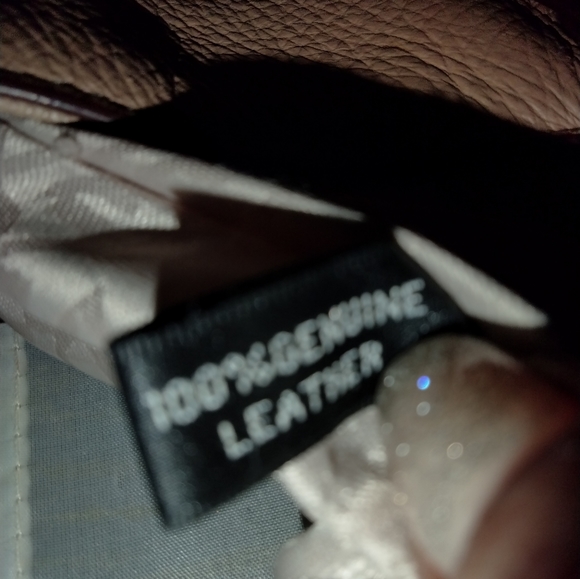 DKNY extra large tan Pebble leather purse tote - Picture 11 of 15